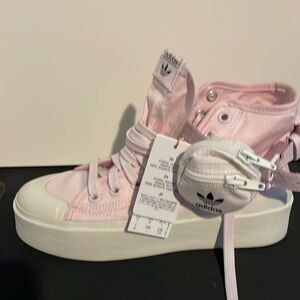 Brand new Nizza Bonega mid W size 7 women’s